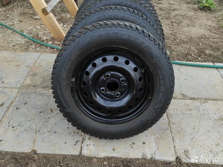 Alaska 260 195/65 R15