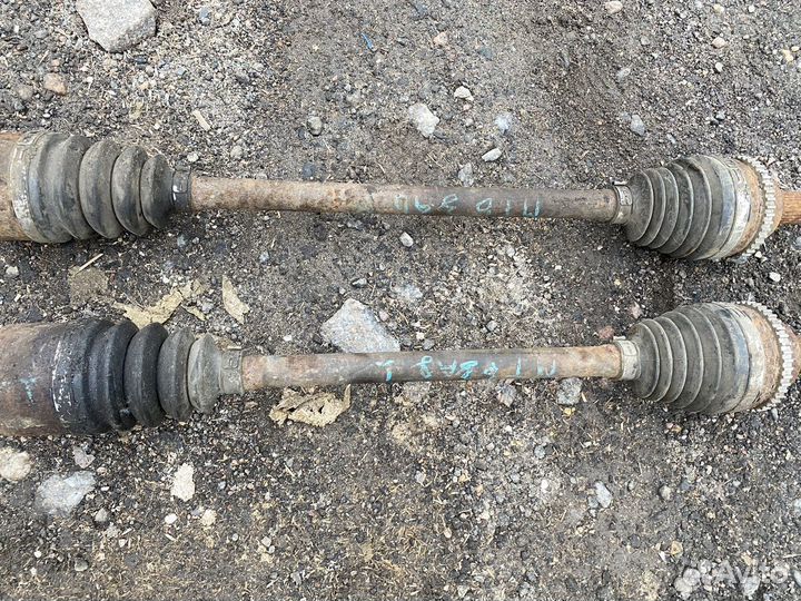 Привод задний правый Mazda Tribute