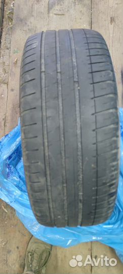 Michelin Pilot Sport 3 235/45 R18 50ZR