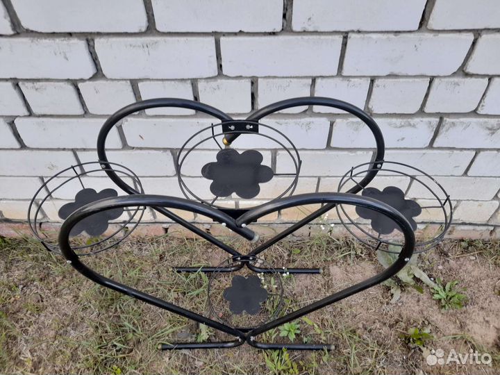 Подставка для цветов напольная металлическая