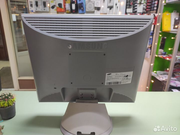 Монитор Samsung 172v