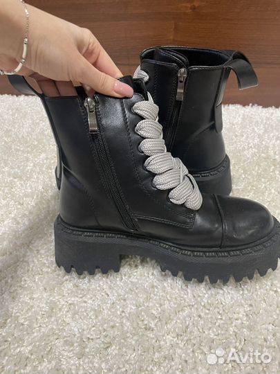 Ботинки женские 38