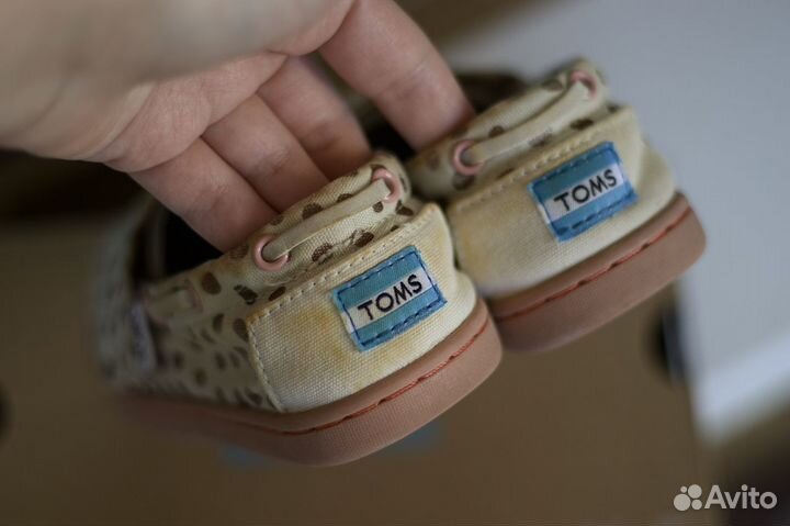 Сандалии toms для девочки 26