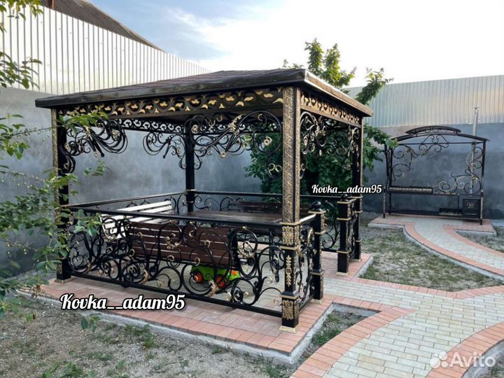 Мангал с крышей и Беседка