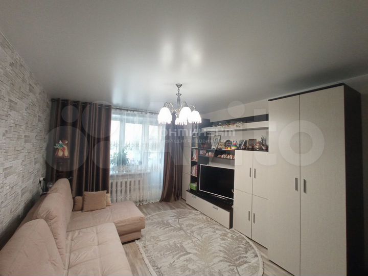 2-к. квартира, 51 м², 2/3 эт.