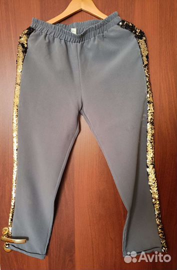 Костюм женский