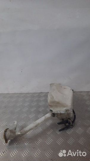 Бачок омывателя Nissan Qashqai внедорожник 5 дв