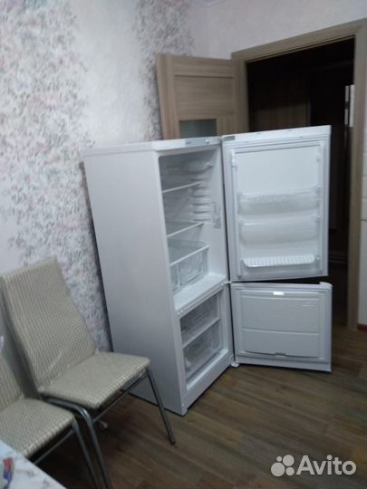 Холодильник новый