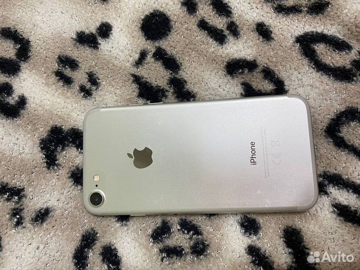 iPhone 7, 256 ГБ