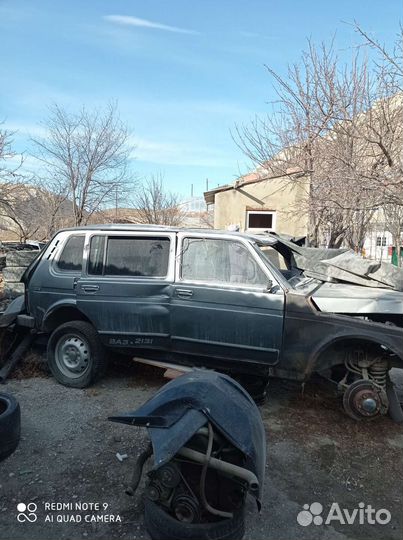 LADA 4x4 (Нива) 1.7 МТ, 2010, битый, 150 000 км