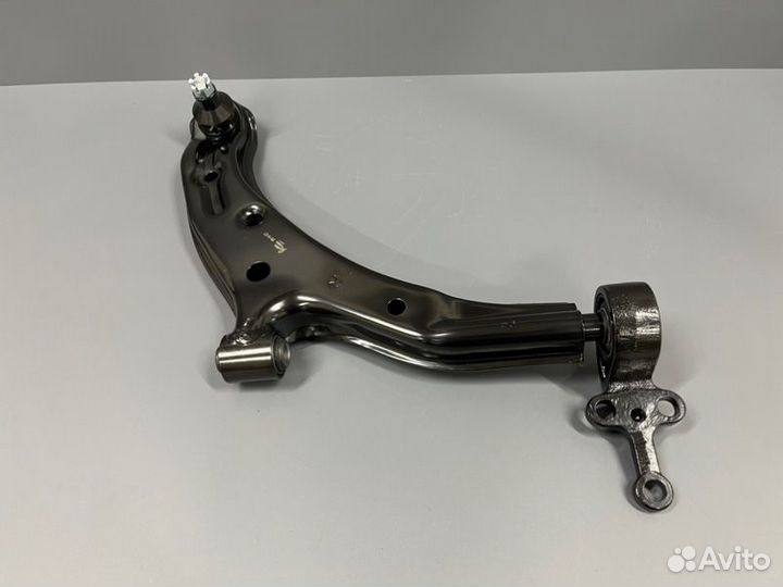 Рычаг передний правый Nissan Almera N16