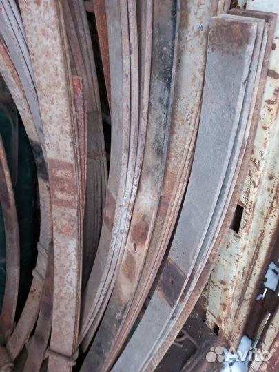 Рама на газель и много других запчастей