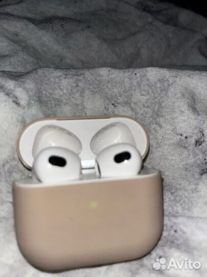 Беспроводные наушники Apple AirPods 3