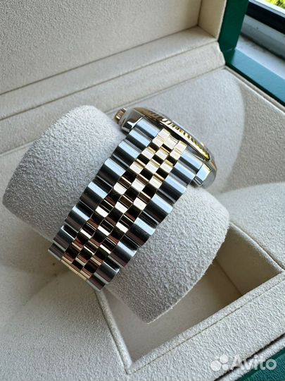 Часы Rolex Datejust с бриллиантами