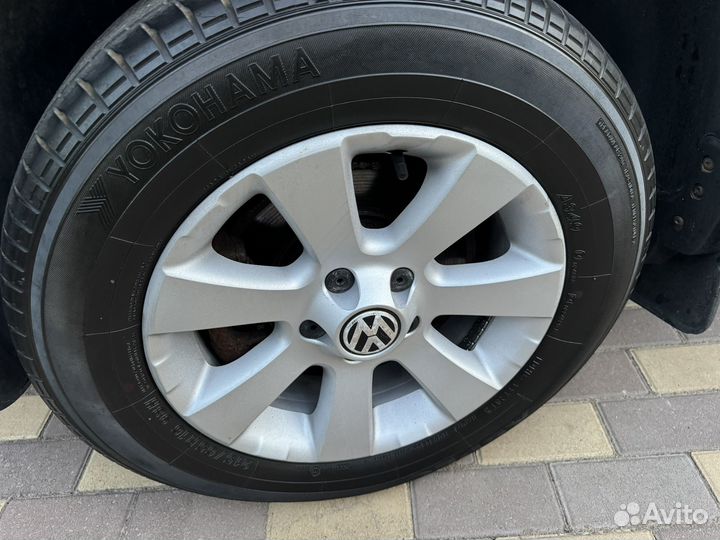 Volkswagen Tiguan 2.0 AT, 2010, 355 000 км