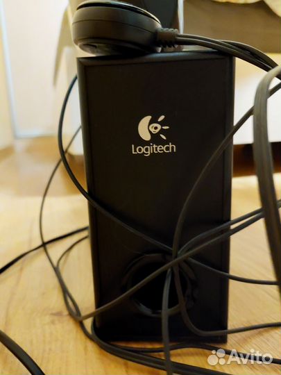 Logitech S220 с сабвуфером
