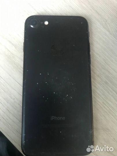iPhone 7, 32 ГБ