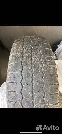 Hankook Radial RA08 215/70 R16C 106T