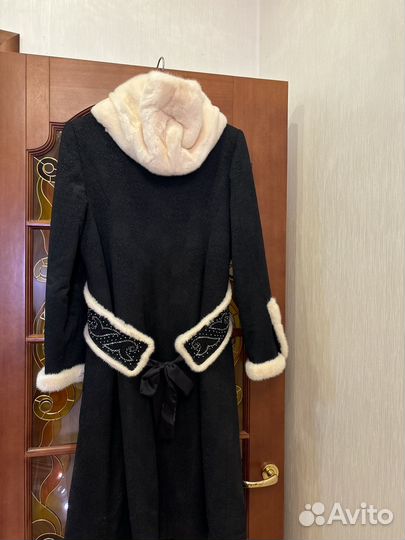 Пальто женское зимнее 46 48