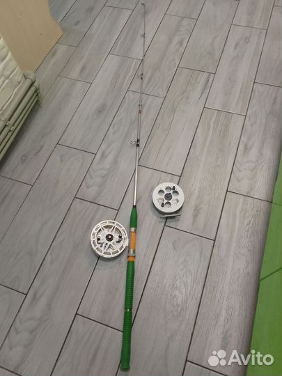 Спининг с катушкой СССР