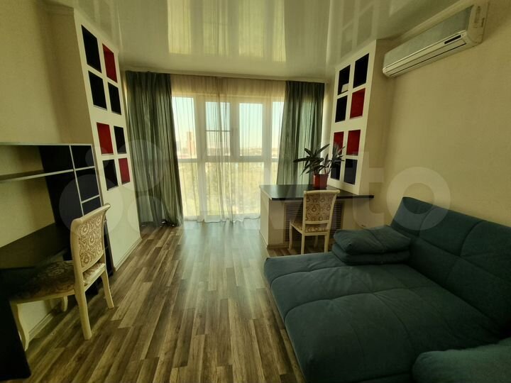 3-к. квартира, 141 м², 8/10 эт.