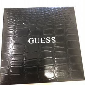 Часы Guess