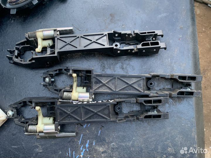 Кронштейн крепления ручки nissan almera