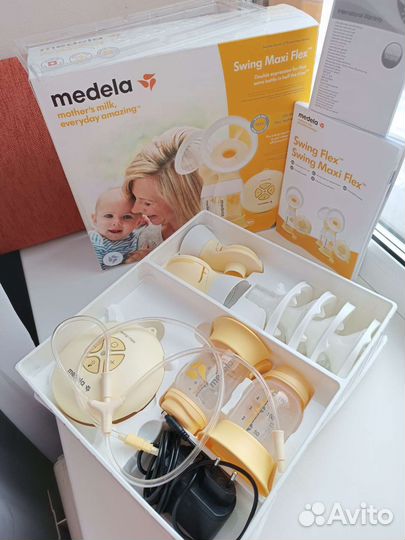 Молокоотсос электрический двойной Medela