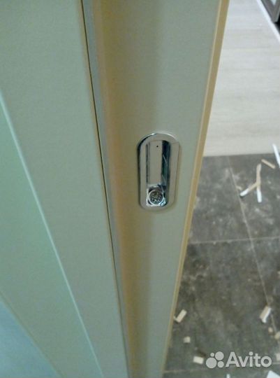 Дверь / дверь межкомнатная