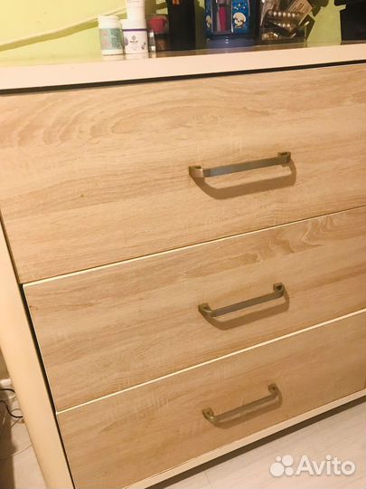 Комод с зеркалом