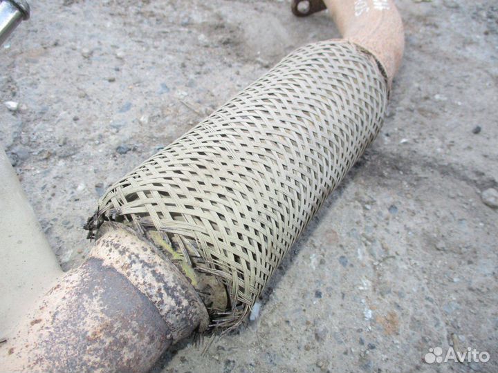 Приемная труба глушителя Hyundai Solaris 1