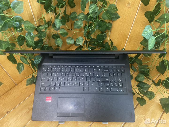 Мощный ноутбук Lenovo 2видеокарты/A4/8gb/SSD