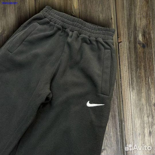 Спортивный костюм Nike флисовый