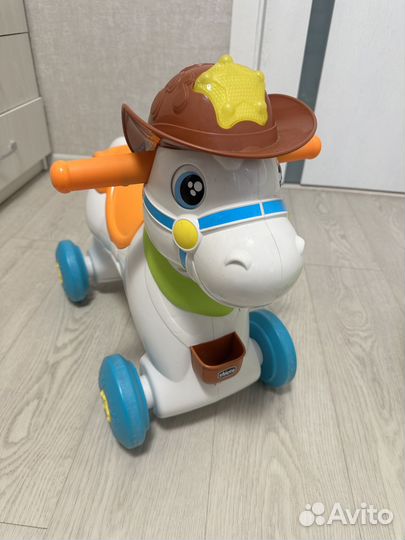 Chicco каталка лошадка