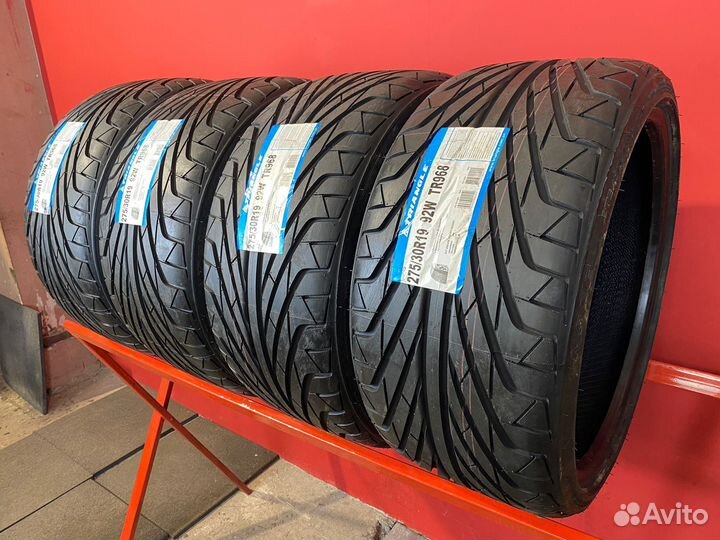 Triangle TR968 275/30 R19 92W