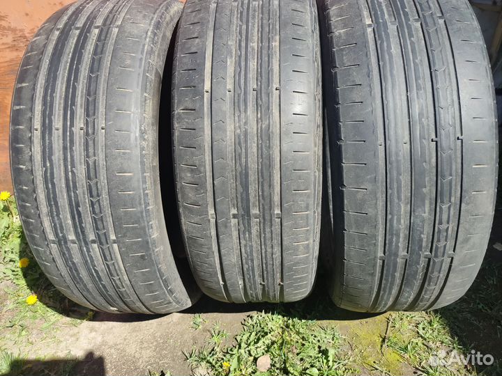 Continental ContiPremiumContact 5 215/55 R17 94W