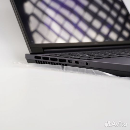 Lenovo Legion 5 RTX 4050/i5-13500H/32GB DDR5/1TB