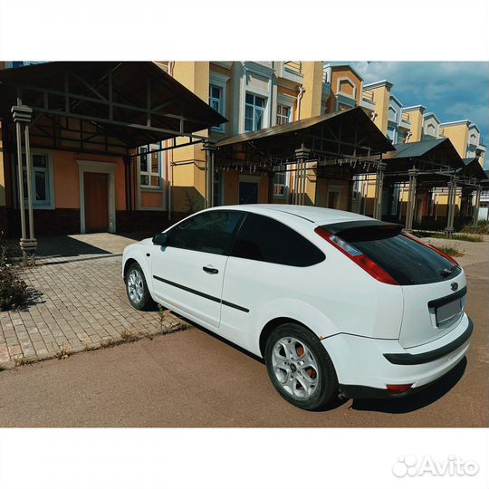 Ford Focus 1.4 МТ, 2006, 215 000 км