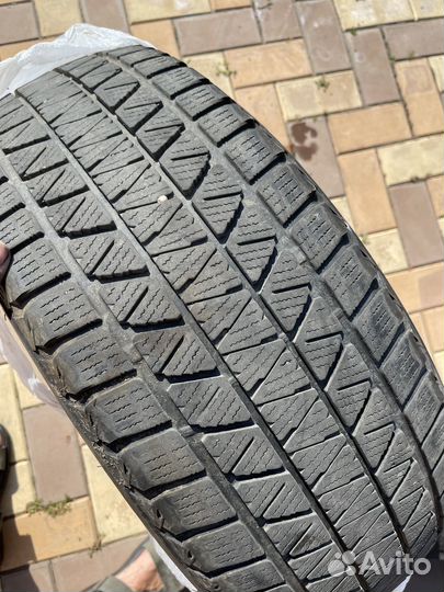 Bridgestone Blizzak DM-V3 235/55 R18 100