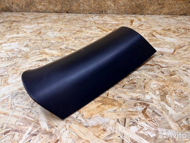 Обшивка стойки задняя правая Land Rover 3 рест