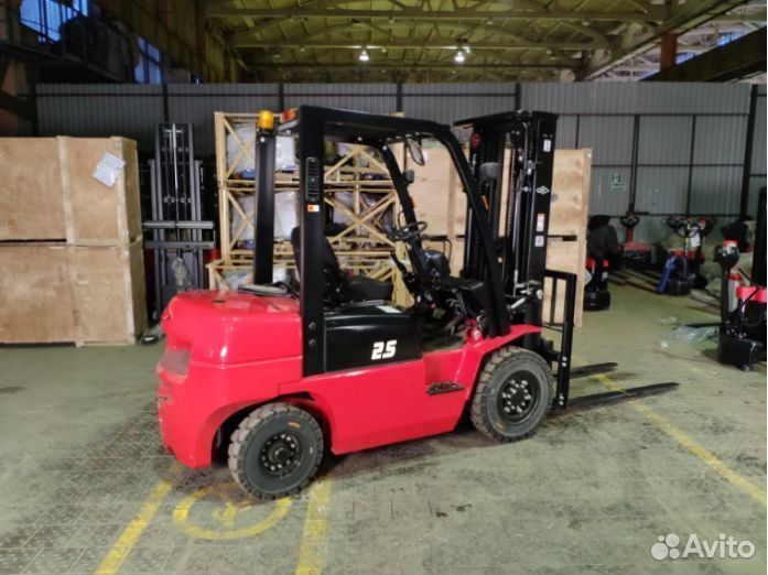 Дизельный, вилочный погрузчик 2.5т, 4.8м