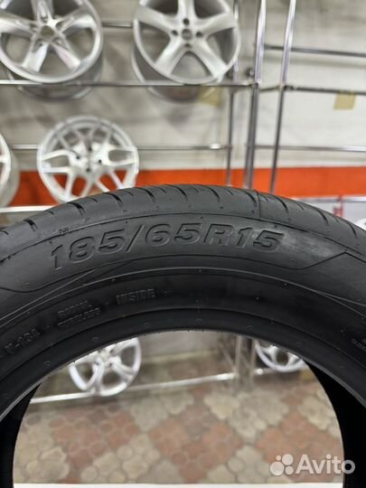 Viatti Strada 2 (V-134) 185/65 R15 92V