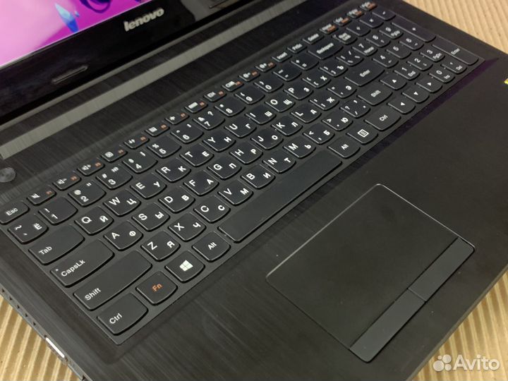 Тонкий Lenovo 15/Intel/8Gb/SSD 256Gb