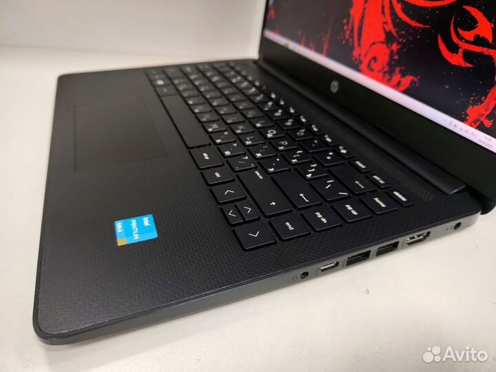 Как новый мощный HP (ips,16gb DDR4,intel 4ядра)