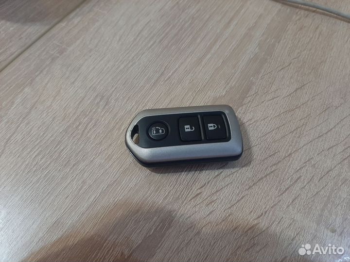 Смартключ toyota