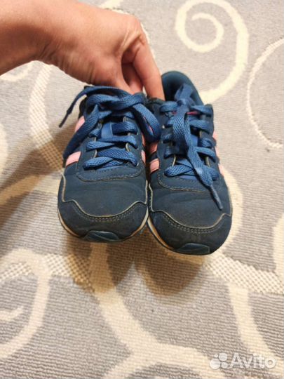 Кроссовки adidas