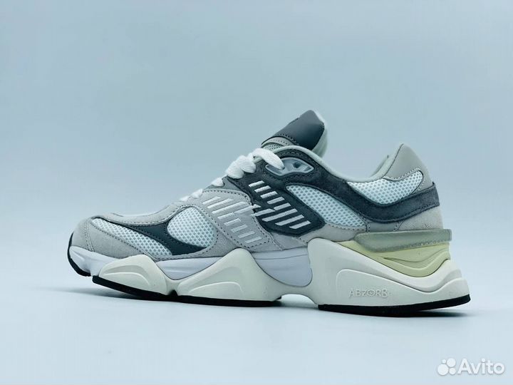 New balance 9060 светло-серые разм. 37