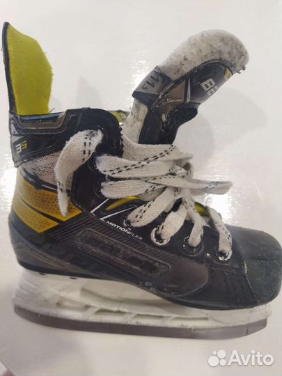 Хоккейные коньки bauer 30размер