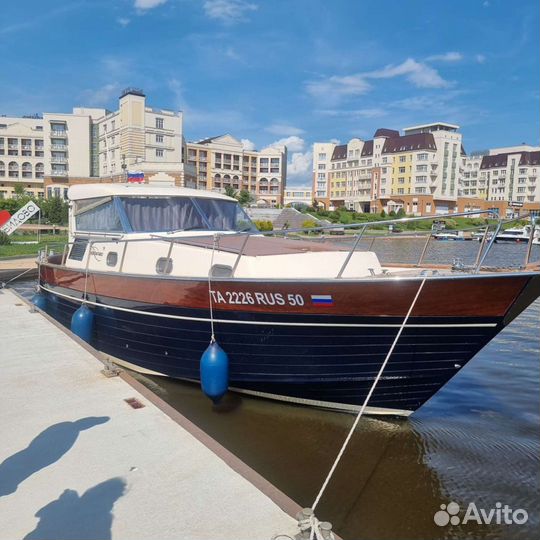 Яхта Apreamare 11