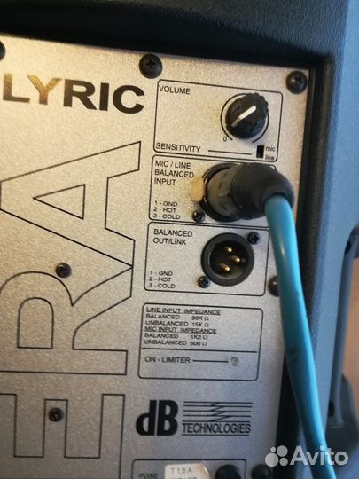 DB Technologies opera Lyric 215